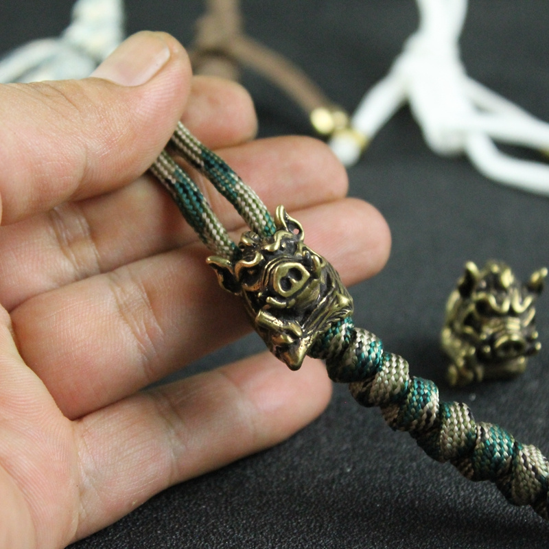 DIY 황동 멧돼지 킹 나이프 구슬 끈 펜던트, 야외  - Paracord Survival Bracelet 리뷰 및 가격